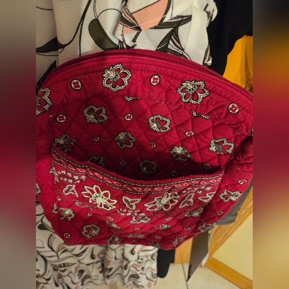 Vera Bradley Floral Red Crossbody Bag - Picture 3 of 12